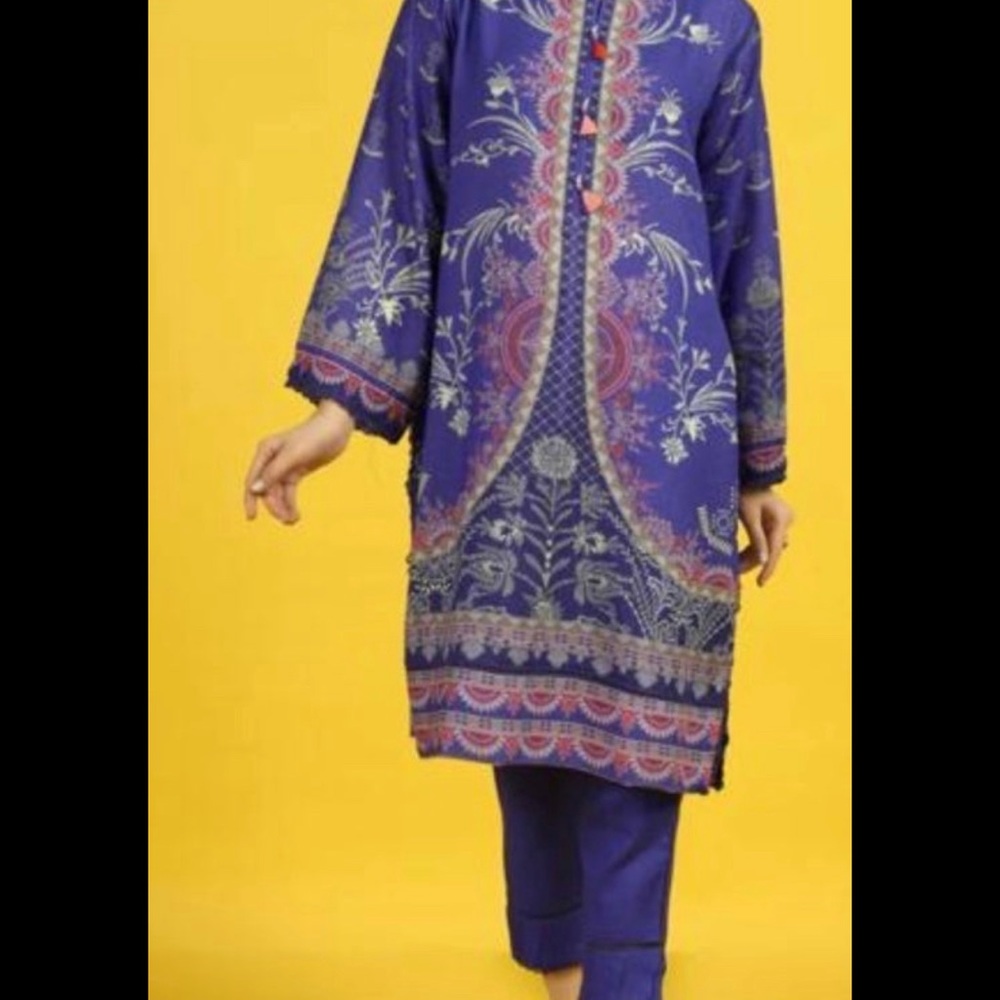 Pakistani 2 piece winter Dress size large to xl